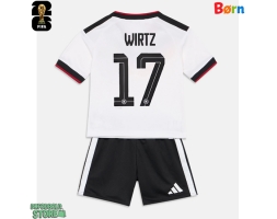 Tyskland Florian Wirtz #17 Replika Babytøj Hjemmebanesæt Børn VM 2026 Kortærmet (+ Korte bukser)